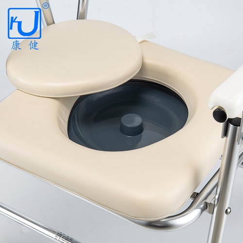 Ghế Commode là gì? Làm thế nào để người cao niên chọn đúng ghế commode?