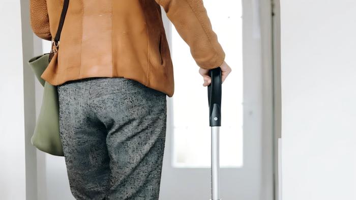 Những gì bạn nên biết trước khi chọn một nhà sản xuất gậy đi bộ bằng nhôm