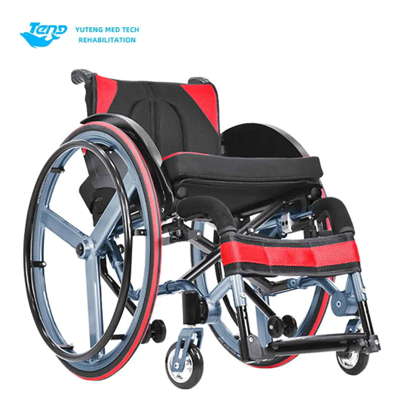 Xe lăn bằng sợi carbon